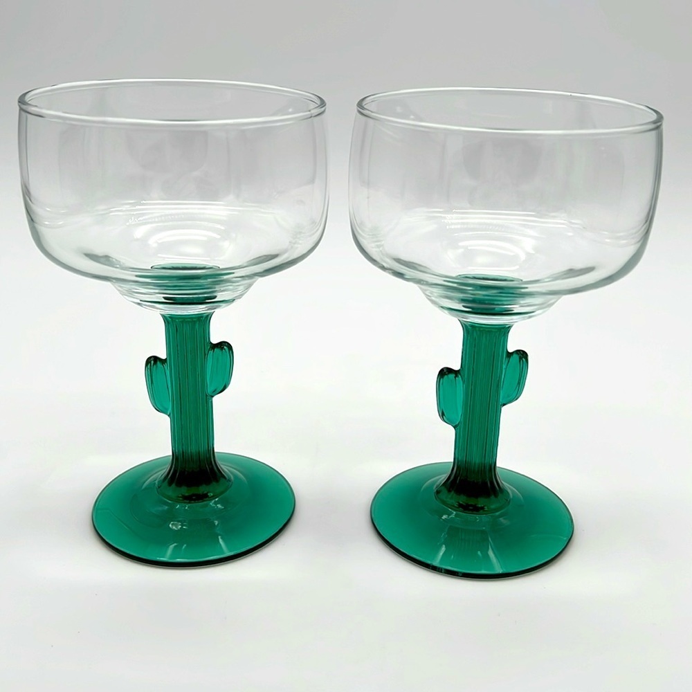 Retro Libbey Cactus Margarita Glasses, Green Stem and Base 16 Ounce (Set of 2) - Picture 3 of 9